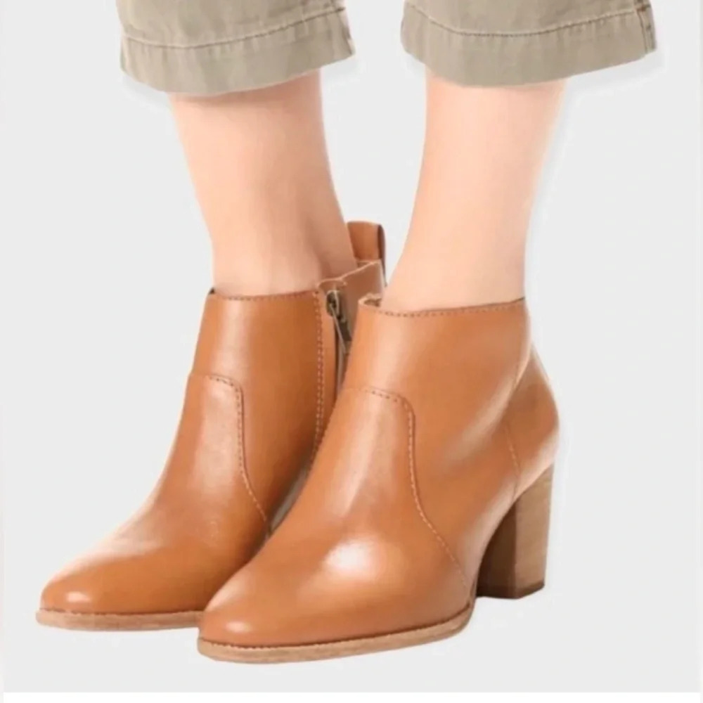 Madewell Leather Brenner Boots in English Saddle 8.5